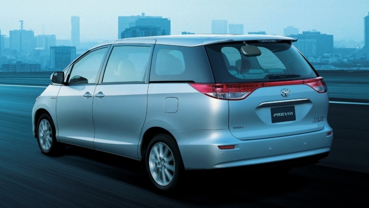 MPV Bekas Murah Nyaman dan Berkelas: Mending Mitsubishi Grandis, Honda Odyssey, atau Toyota Previa?