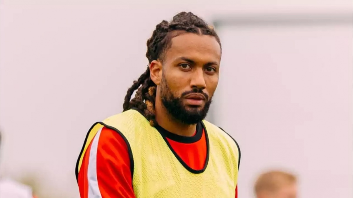 Jairo Riedewald Hidupkan Kembali Kariernya di Sheffield United, Bakal Dibujuk John Herdman?