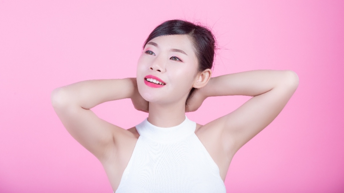 PHERINI, Krim Pencerah Ketiak dan Selangkangan dengan Niacinamide yang Aman Bagi Kulit Sensitif