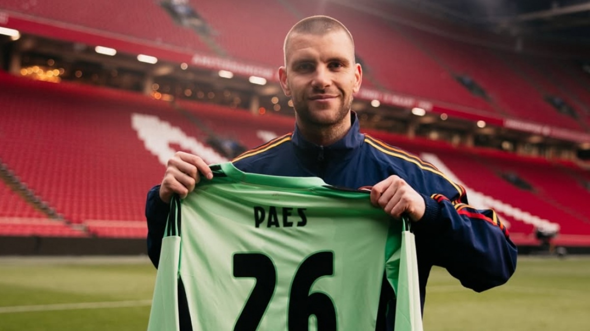 Maarten Paes Incar Posisi Kiper Utama Ajax Musim Depan Usai Debut Manis Lawan NEC Nijmegen