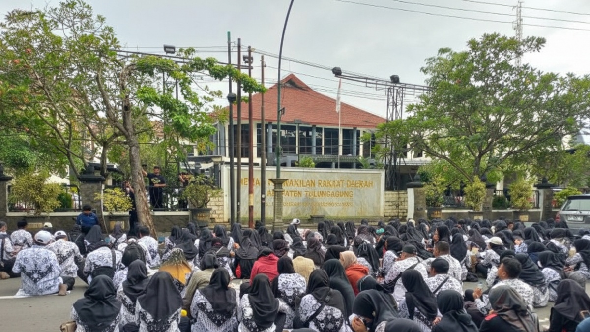Guru PPPK Senior Terancam Kalah dari Fresh Graduate? Muncul Usul Masa Kerja Jadi Penentu Seleksi PNS