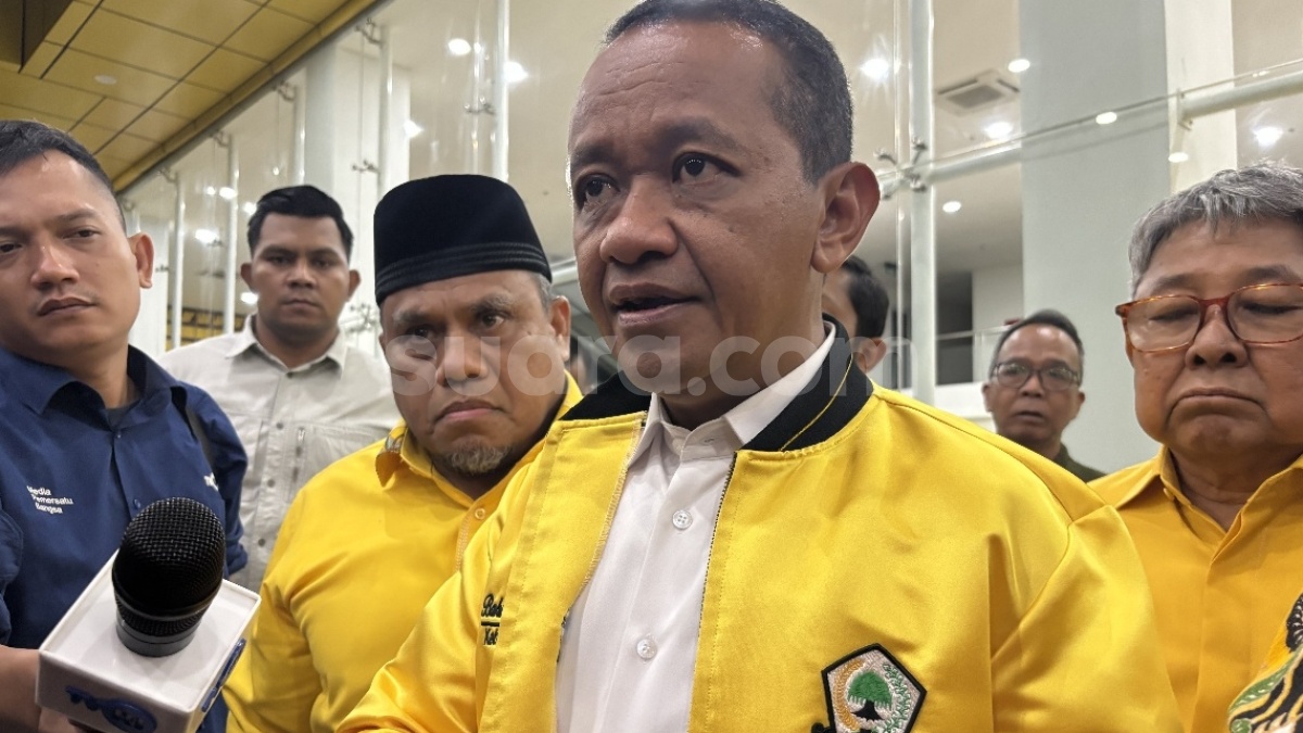 Lantik Pengurus Aceh, Bahlil Tegaskan Golkar Dukung Prabowo Sampai Selesai
