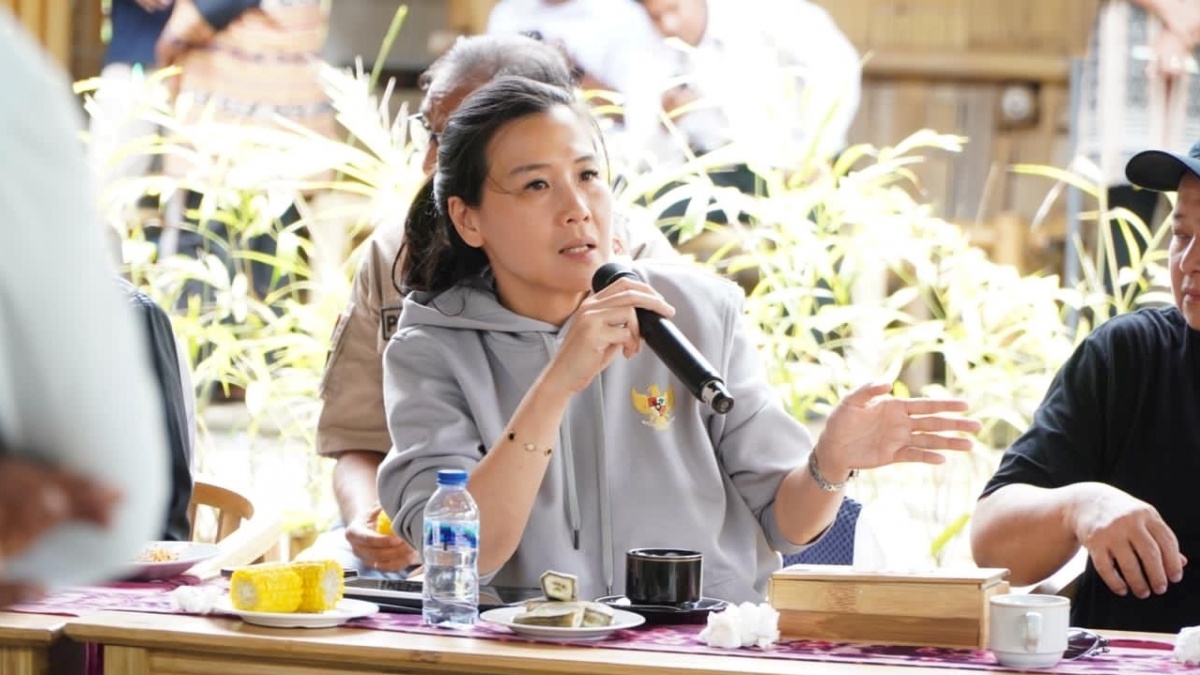 Bukan Sekadar Penanam: Wamen Veronica Tan Tegaskan Peran Strategis Perempuan dalam Tata Kelola Hutan