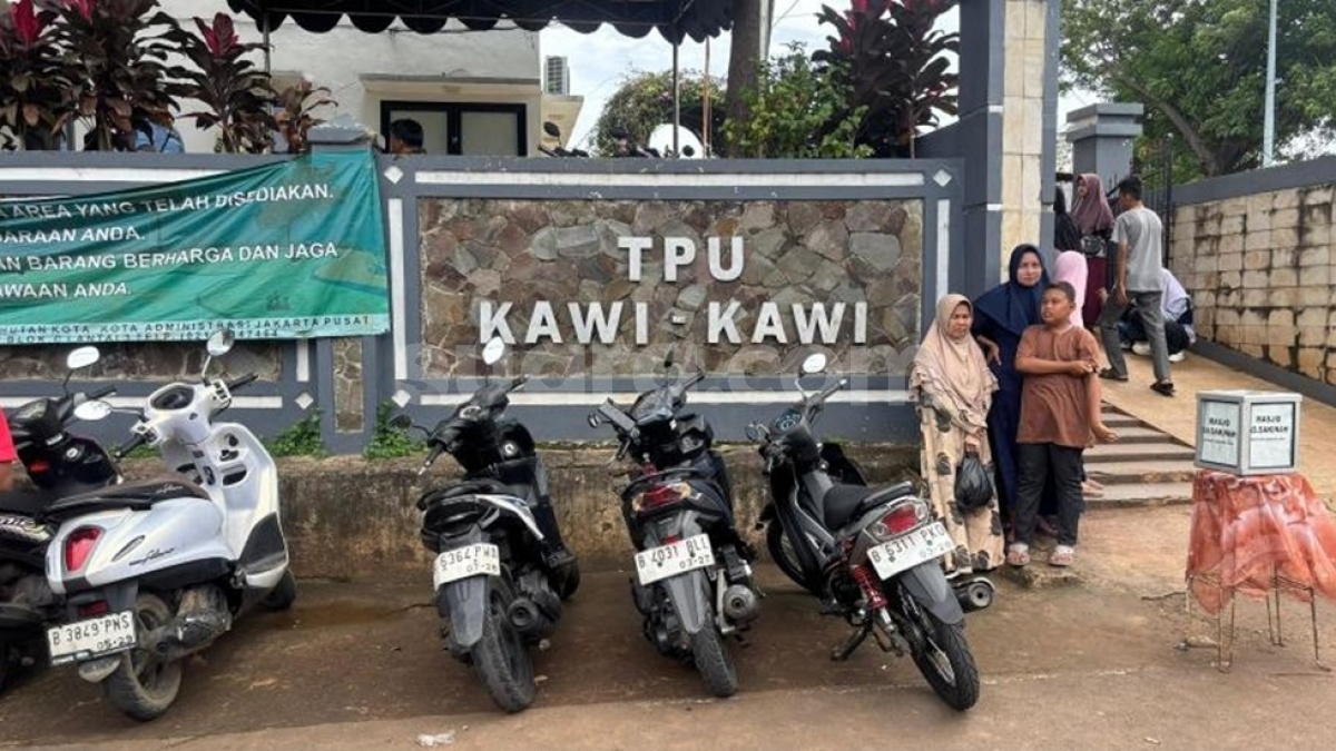Peziarah TPU Kawi-Kawi Resah, Jasa Bersih Makam Musiman Diduga Memaksa Minta Uang