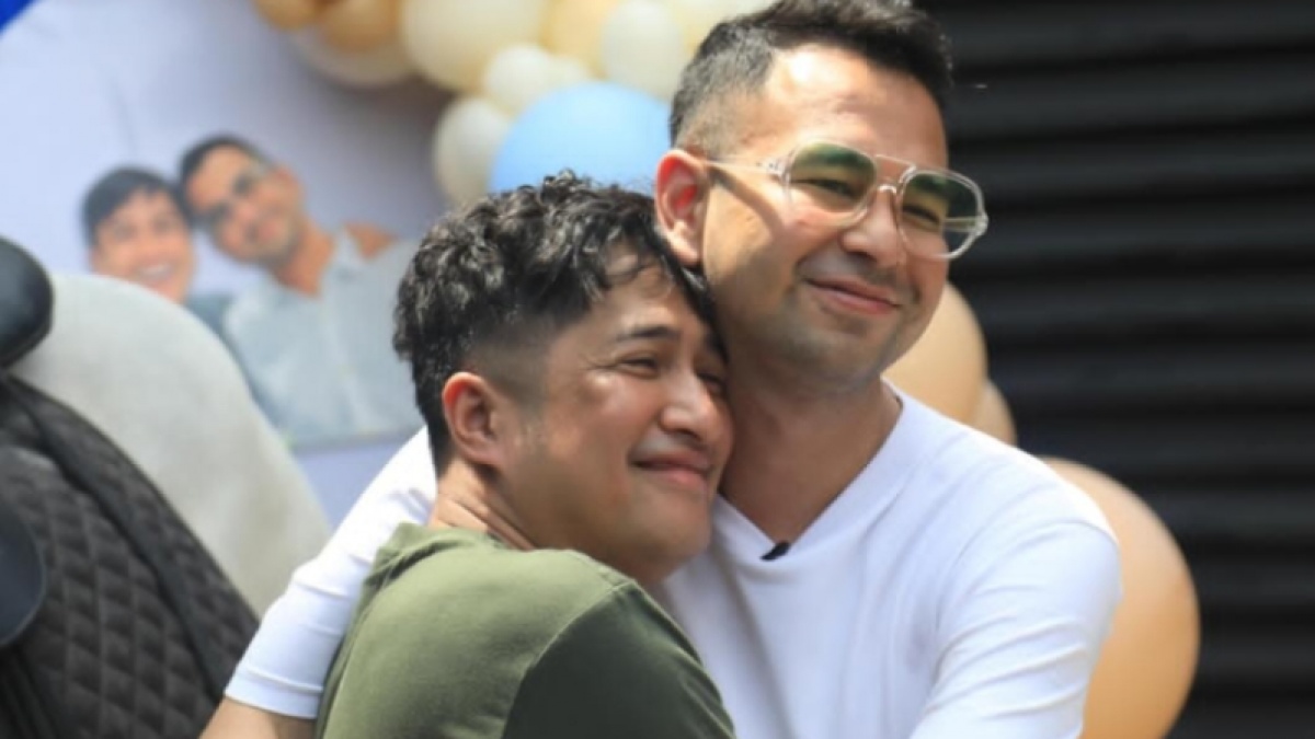 Ultah ke-39, Raffi Ahmad Dapat Kado Kendaraan Akhirat dari Irfan Hakim