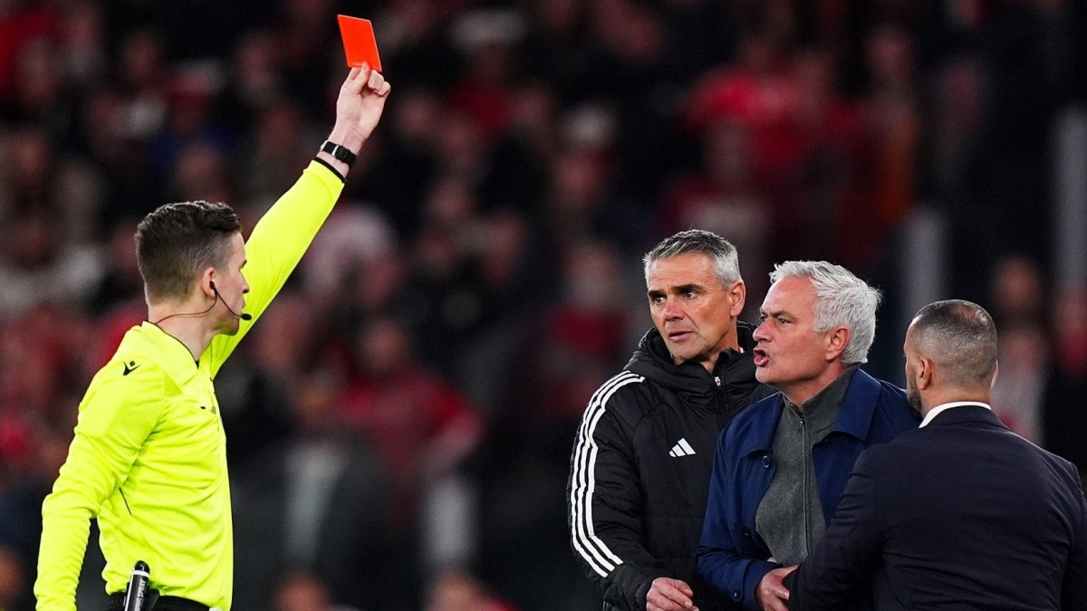 Jose Mourinho Sewot Rodri Tolak Real Madrid Pilih Gabung ke Barcelona