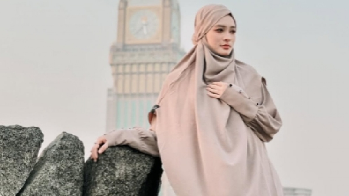 Inara Rusli Diduga Sindir Wardatina Mawa Sibuk Jadi Artis: Enjoy The Fame Ya
