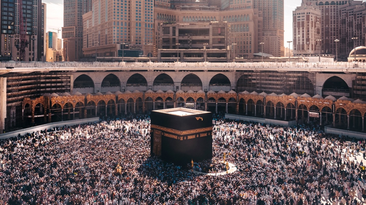 Umrah Mandiri Makin Diminati: Panduan Lengkap Rencanakan Ibadah Fleksibel dari Visa sampai Hotel