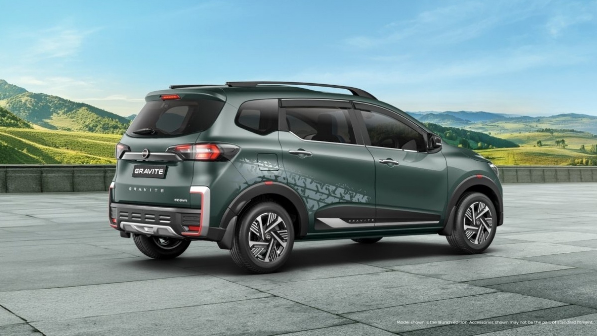 Nissan Gravite Meluncur, Mending Mana Dibanding Sigra?