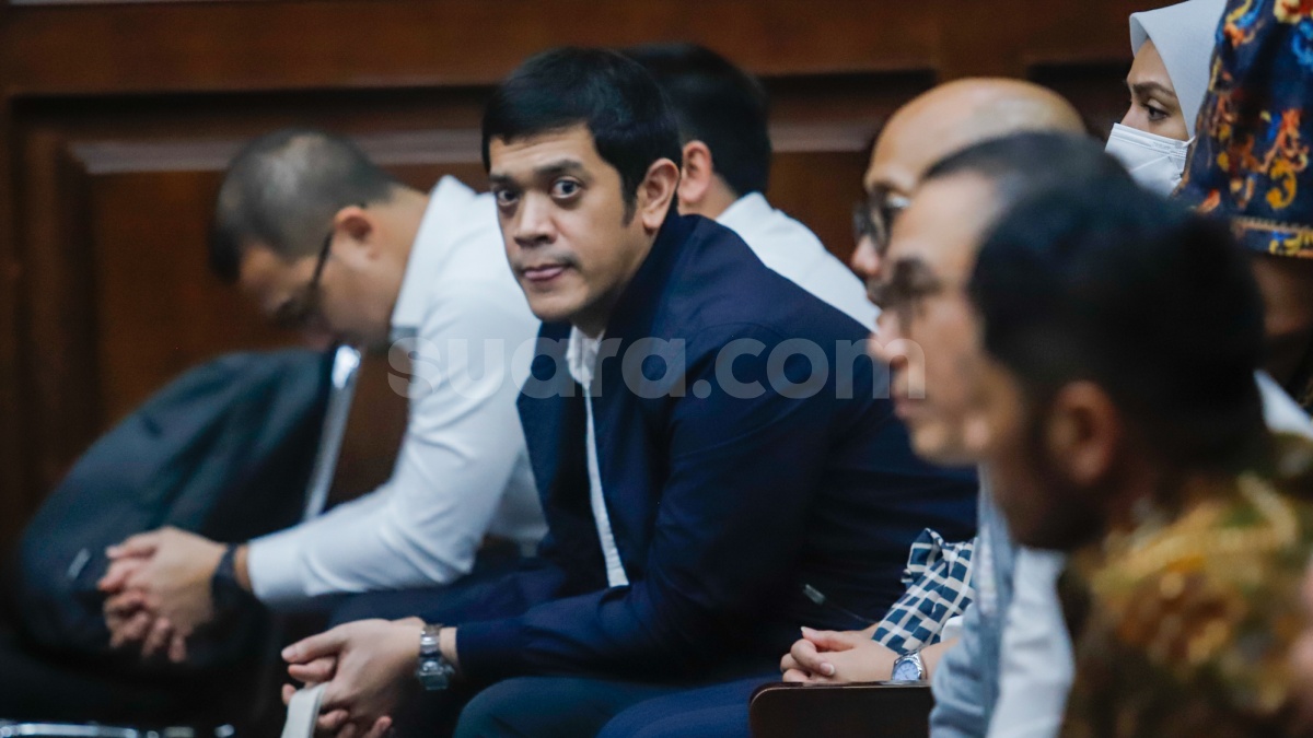 Tuntutan Rp13,4 Triliun Tak Berdasar? Kerry Adrianto Ungkap Kejanggalan di Persidangan