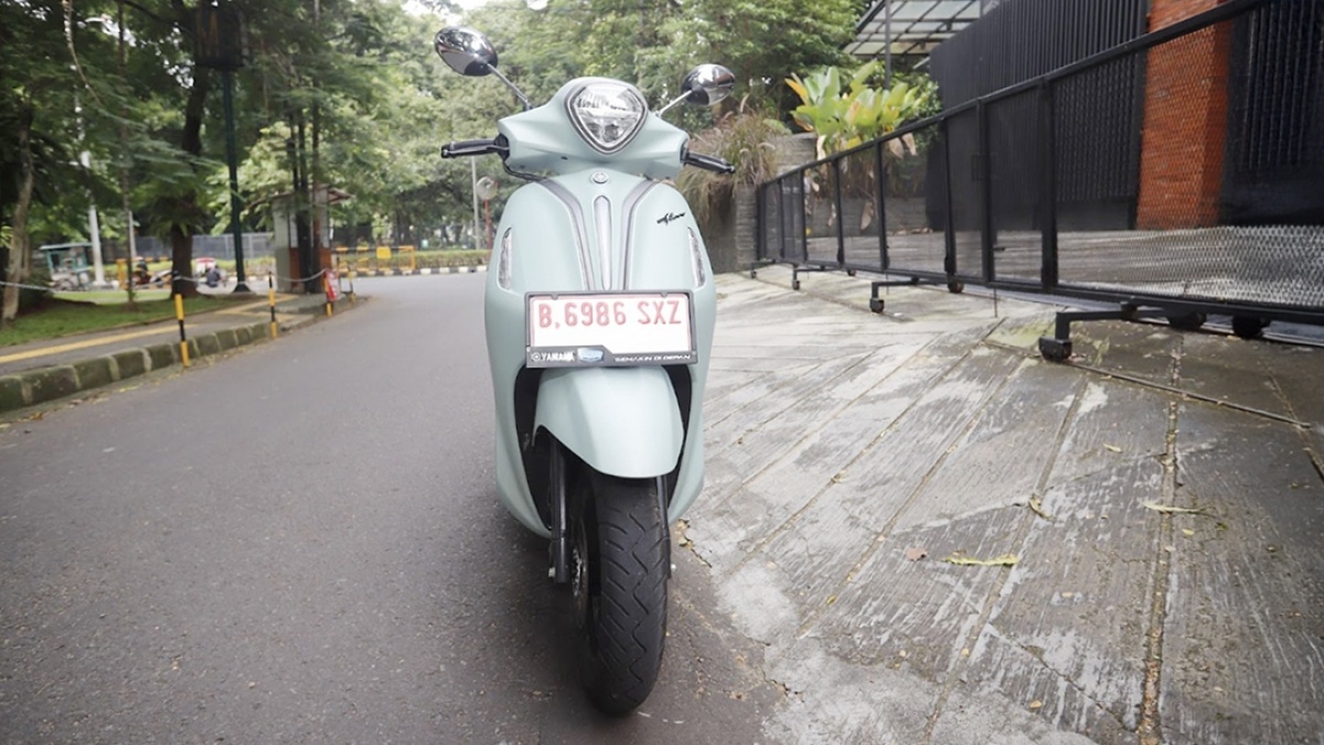 Pilihan Warna Baru Royal Iron dan Prime Gray Yamaha Grand Filano Hybrid yang Makin Kalcer