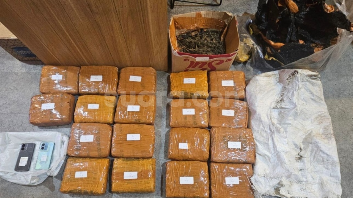 Dari Parkiran Minimarket ke Rumah Kosong, Polda Metro Bongkar Peredaran 18 Kg Ganja di Jakbar!