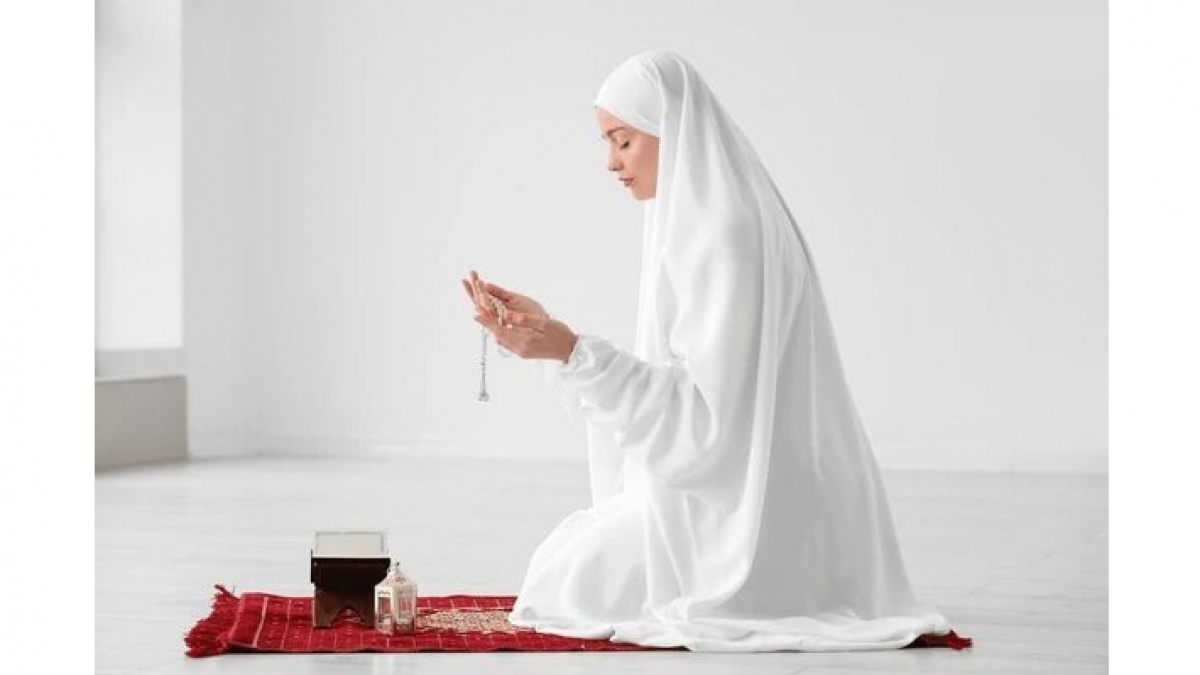 Tata Cara Salat Tarawih Sendiri di Rumah yang Benar, Ini Keutamaannya