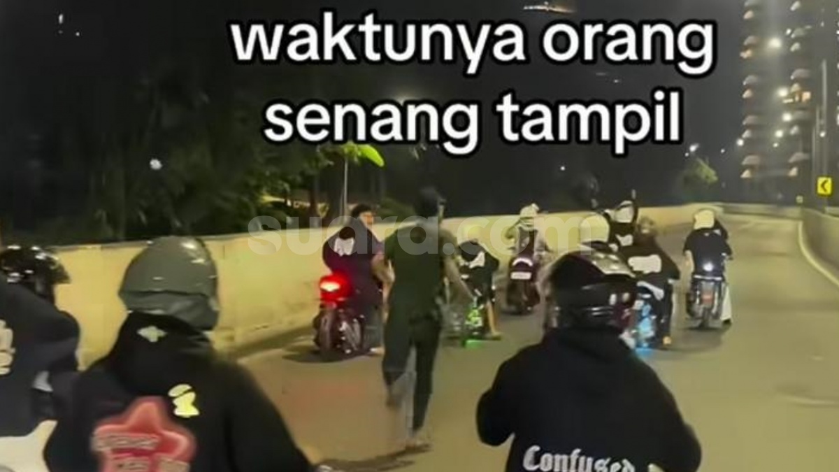 Nekat Bakar Pengikat Portal JLNT Casablanca Demi Konten, Segerombolan Pemotor Kini Diburu Polisi