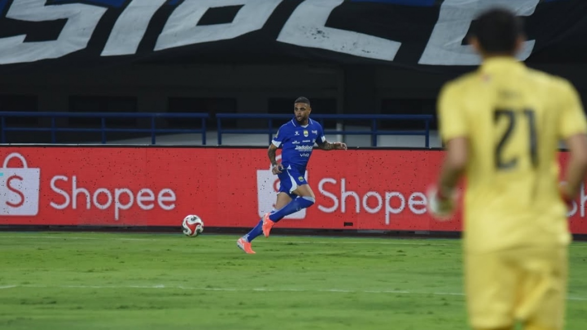 Debut Super League di Persib Diwarnai Pesta Gol, Ini Kata-kata Layvin Kurzawa