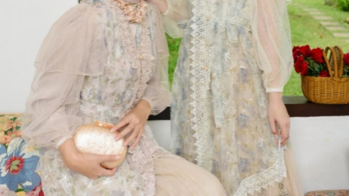 7 Model Baju Lebaran Wanita Kekinian, Tampilan Elegan Cocok Juga untuk Harian