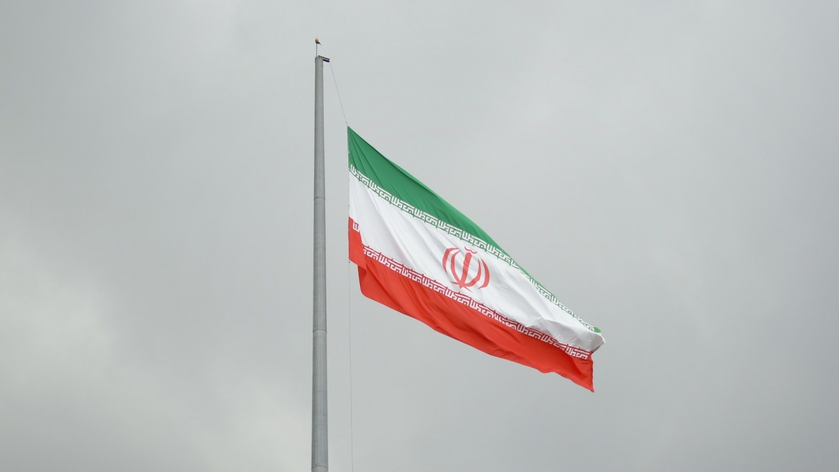 Mata Uang Iran Ambruk, Tembus 2 Juta Rial per Dolar AS