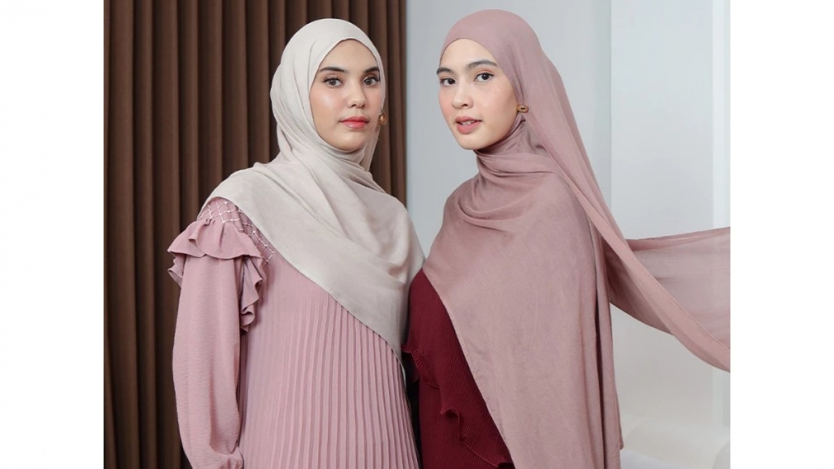 Tren "Kerudung Jahat" Diprediksi Bakal Booming di Lebaran 2026, Apa Sih Maksudnya?