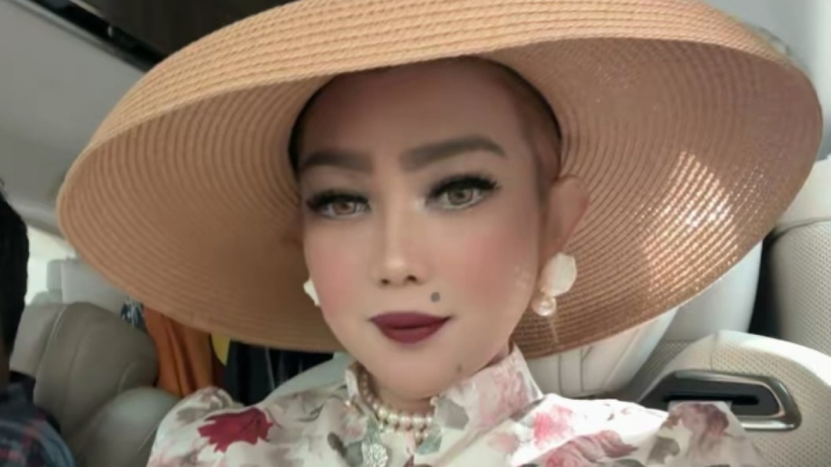 Penampilannya Disebut Mirip Noni Belanda, Istri Gubernur Kaltim Buka Suara: Hidup Cuma Sekali