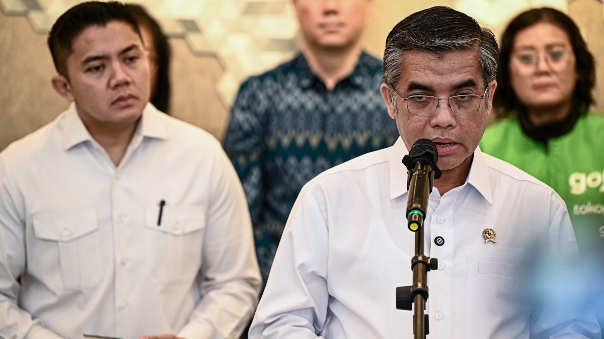 Pemda Diminta Bangun Posko Pengaduan THR dan BHR