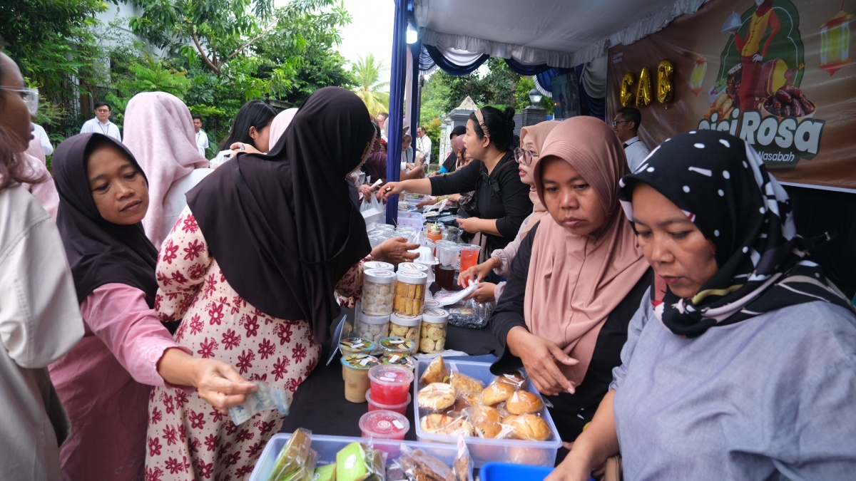 PNM Hadirkan Cici Rosa, Bazar Ramadan Buka Akses Pasar Bagi Ribuan Nasabah