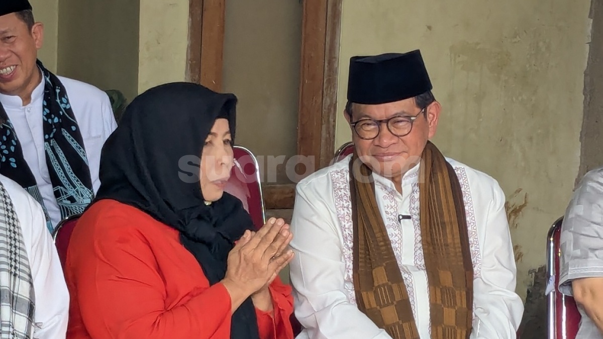 Pembuat Dodol Setu Babakan Curhat ke Pramono: Harus Punya Mesin, Tapi Nggak Punya Duit