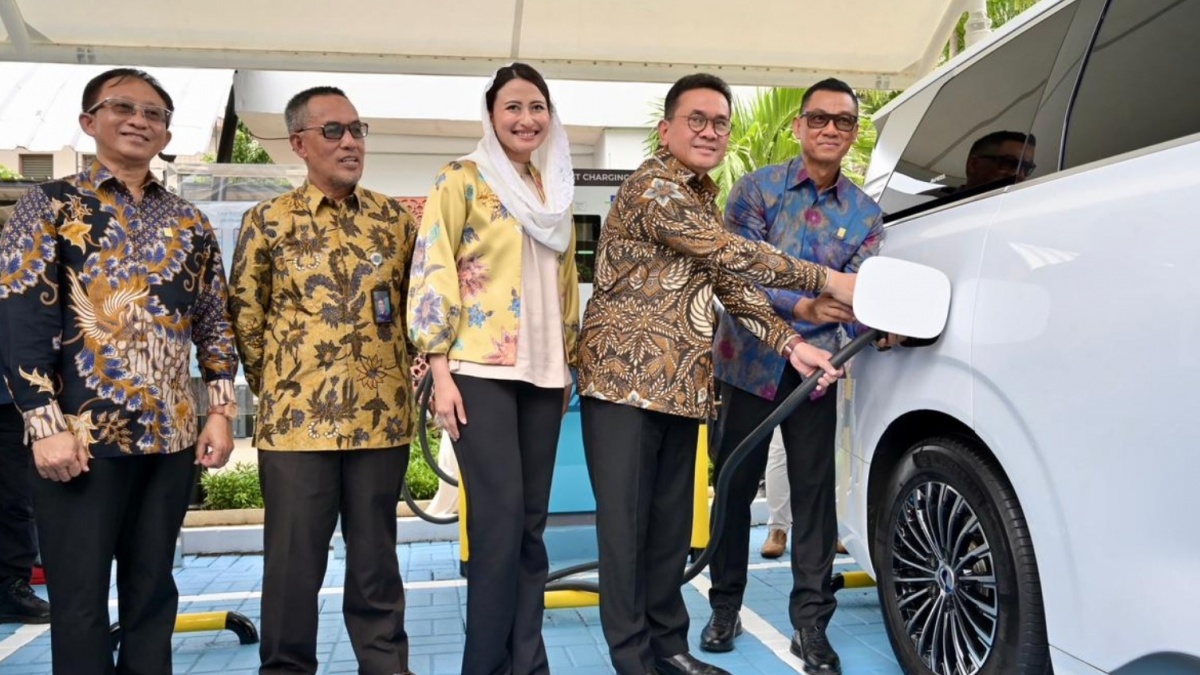 Kolaborasi PLN dan Kementerian Perdagangan Hadirkan SPKLU Ultra Fast Charging
