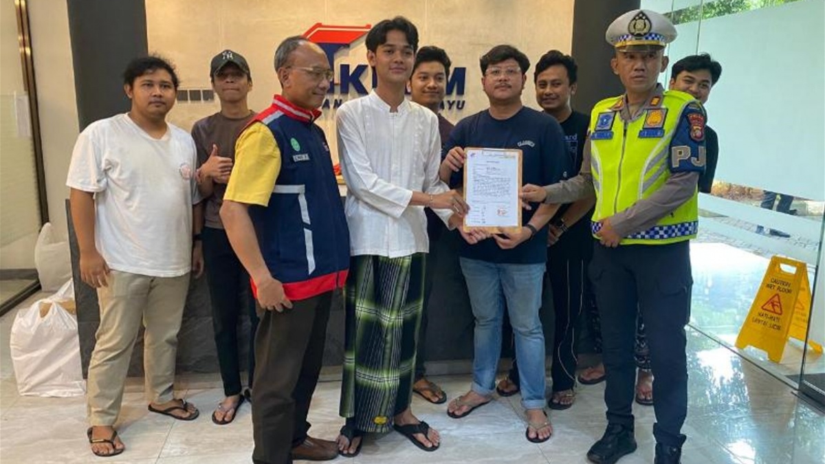 Kini Minta Maaf, Terungkap Pekerjaan Pengemudi Konvoi Zig-zag yang Viral di Tol Becakayu