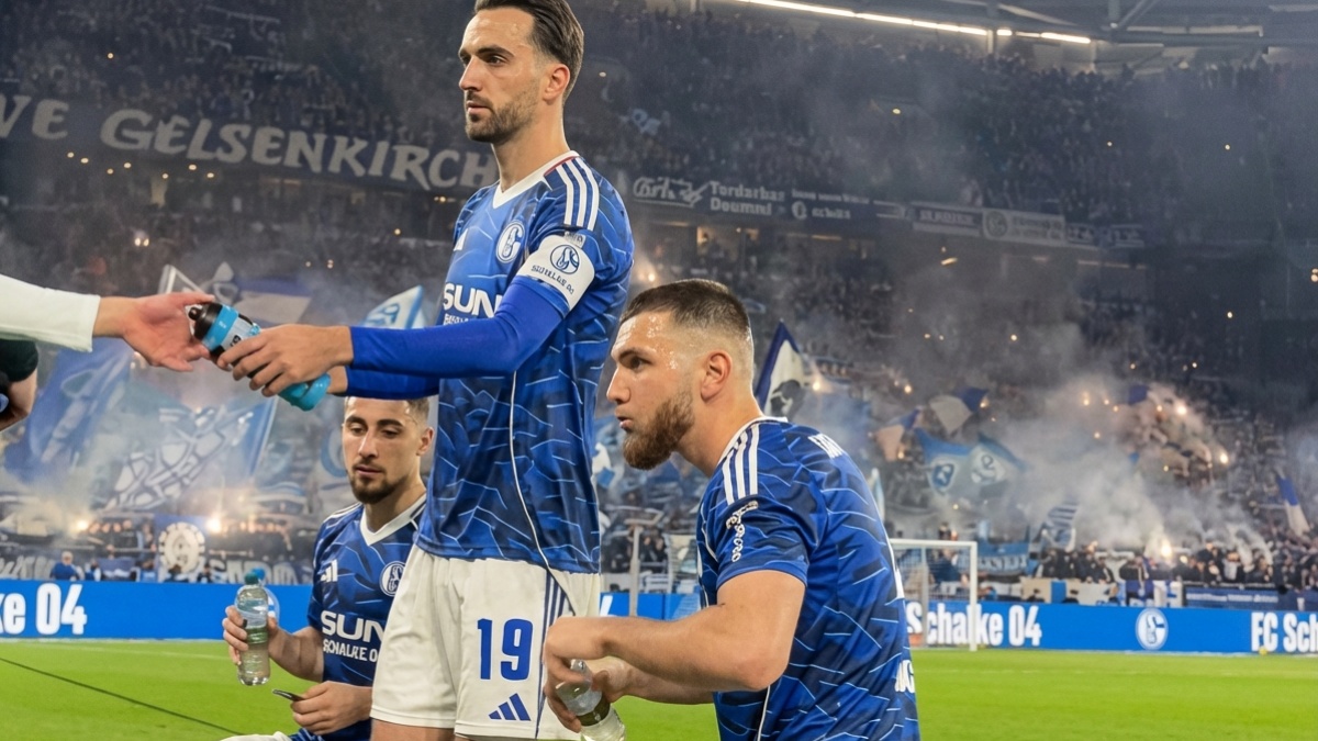 Indahnya Ramadan 2026 di Bundesliga: Laga Dihentikan, 6 Pemain Muslim Buka Puasa