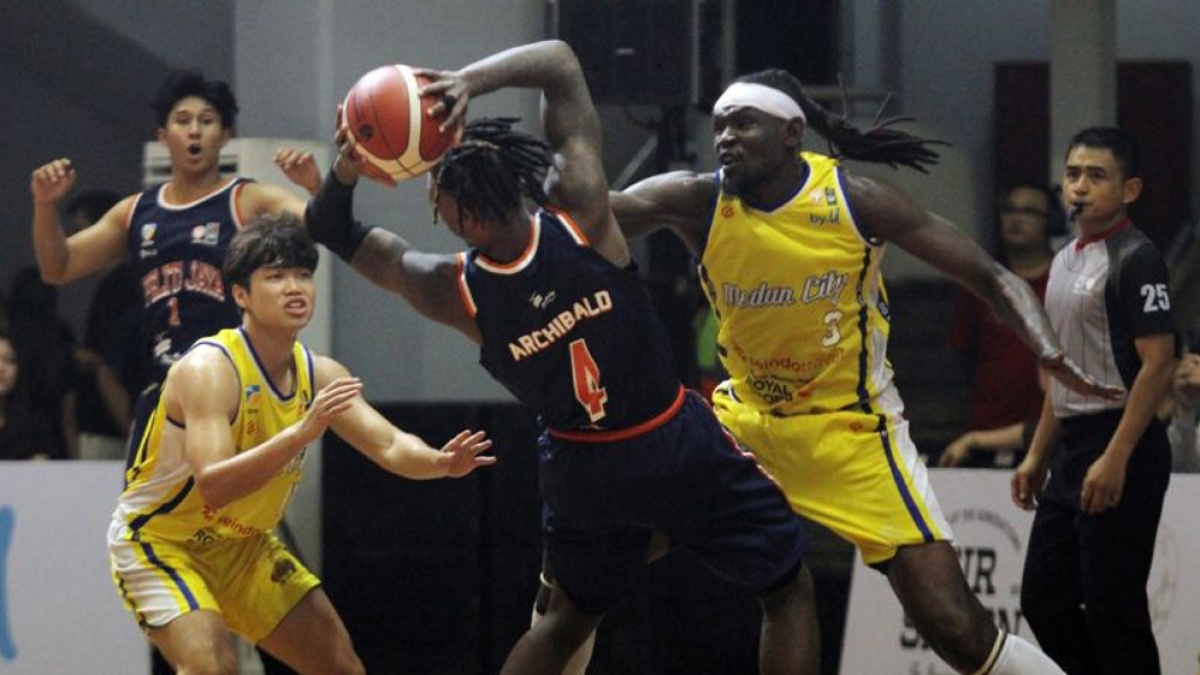 IBL Datangkan Wasit Elite Asia untuk Pimpin Playoff 2026