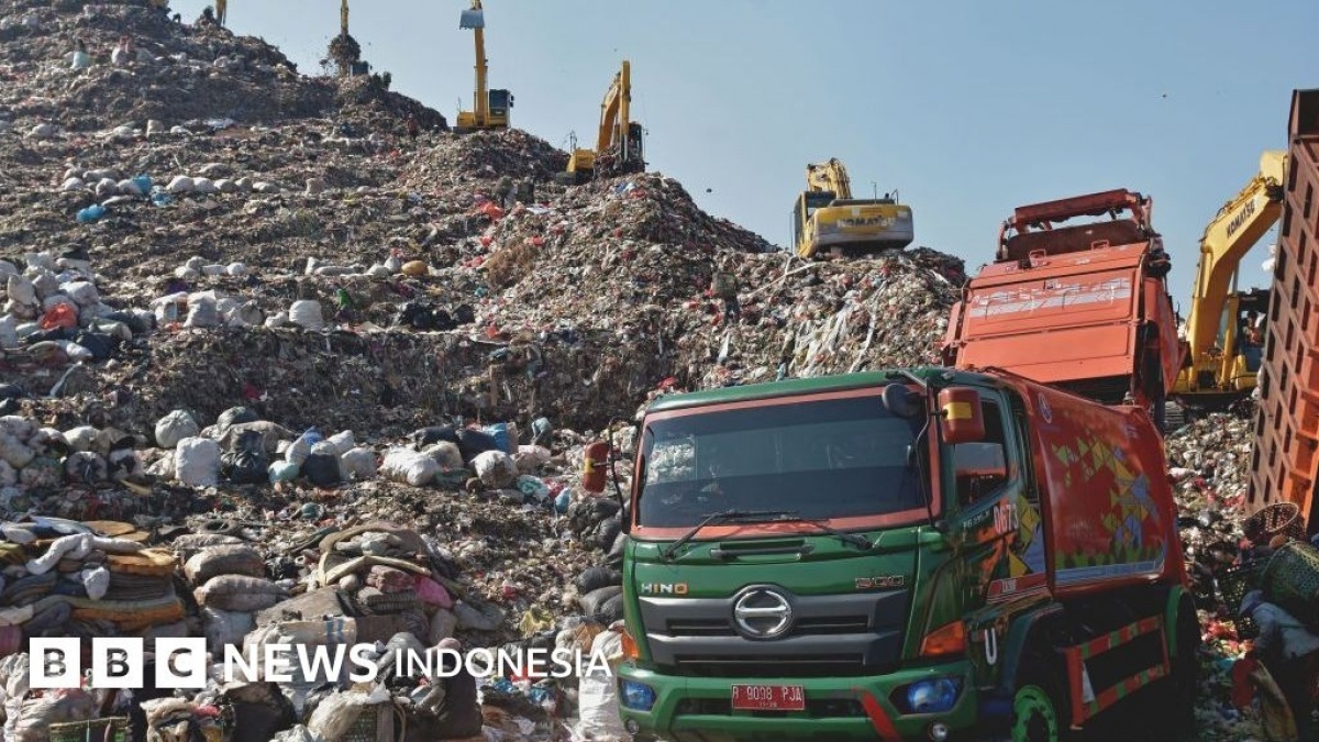 Longsor Bantargebang Tewaskan 7 Orang, Bukti Buruknya Manajemen Sampah