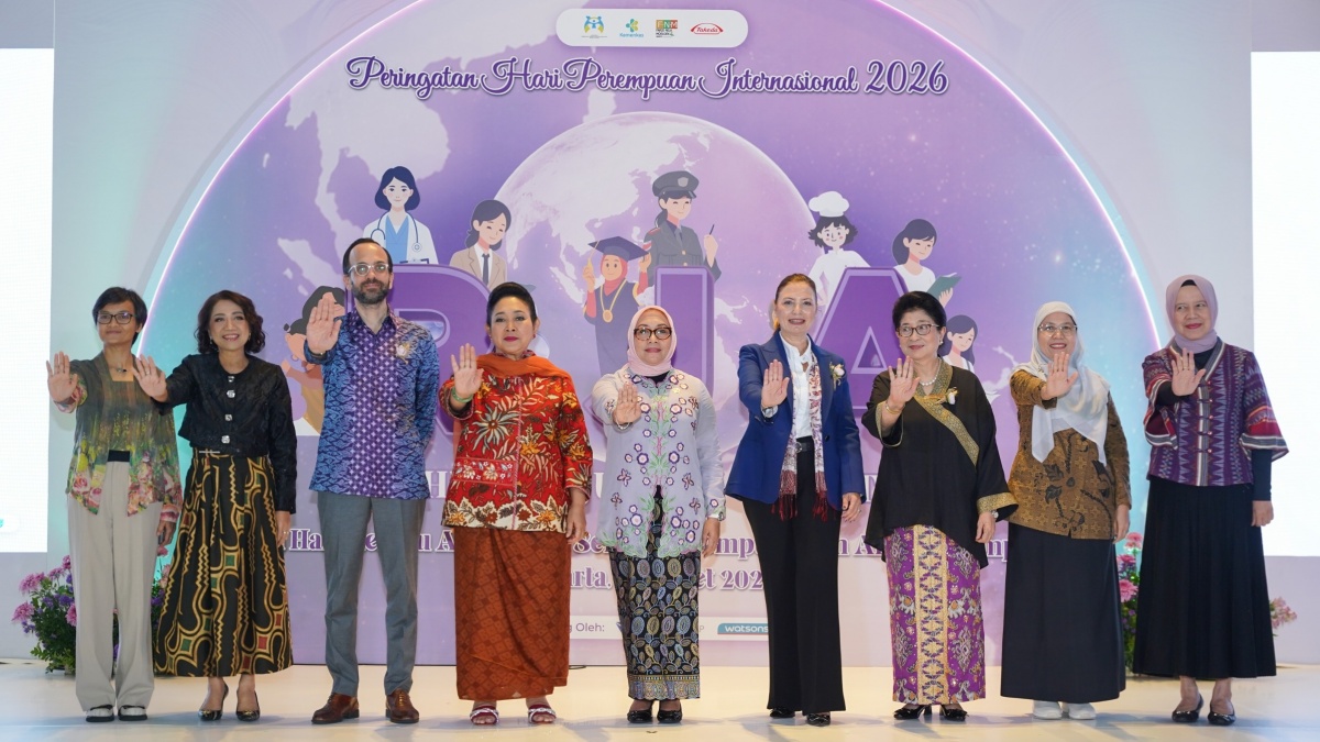 Rahasia Mengapa Kepemimpinan Perempuan Jadi Kunci Sukses Kesehatan Ibu dan Anak di Indonesia