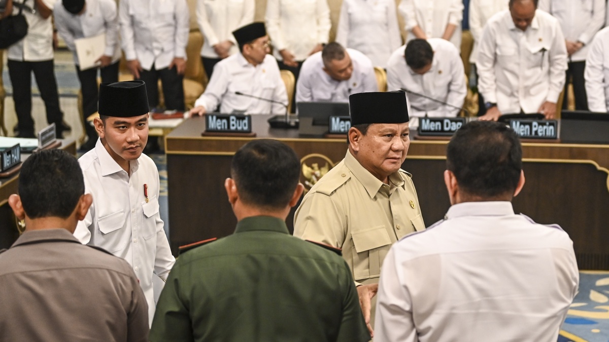 Prabowo Kaji Pemotongan Gaji Menteri dan Anggota DPR, Tak Boleh Beli AC dan Mobil