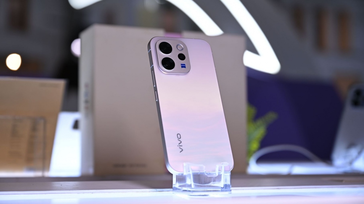 Daftar Harga HP vivo dan iQOO April 2026 dari Seri Termurah hingga Flagship