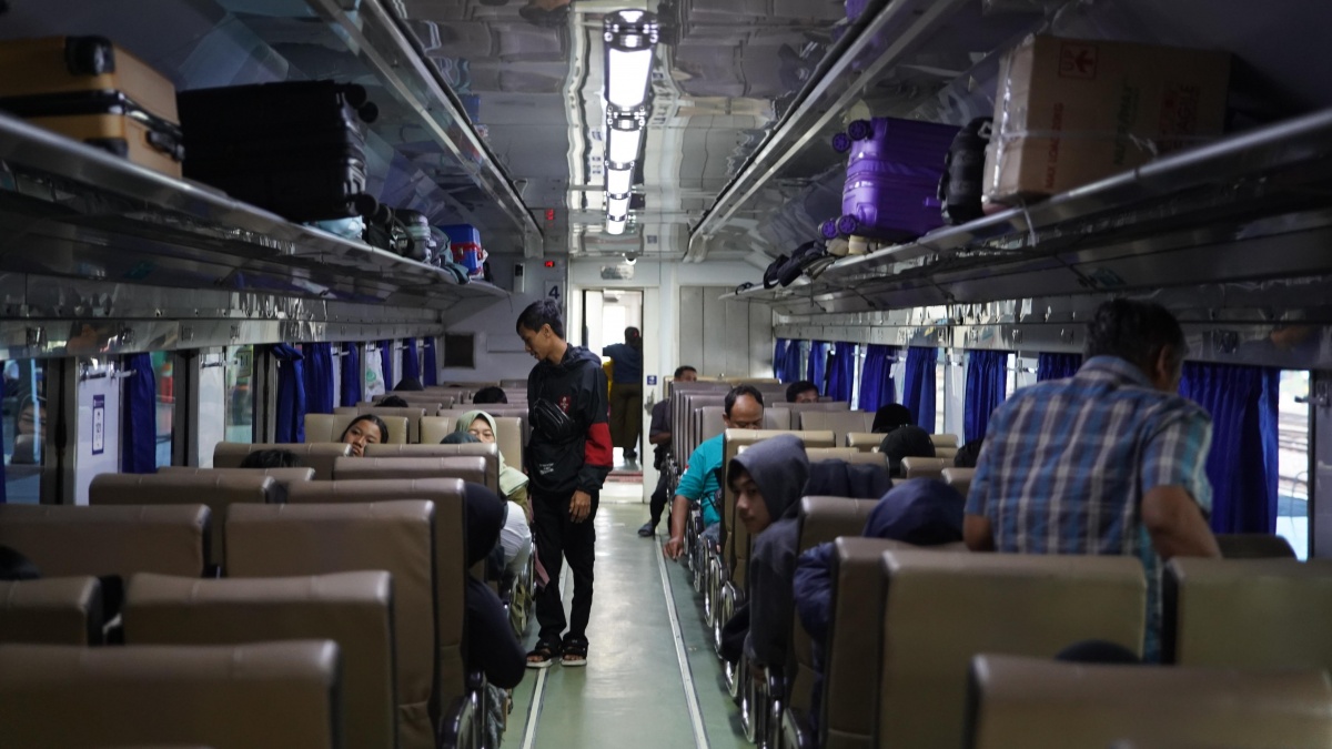 Tiket Kereta Mudik Lebaran 2026 Tembus 3,25 Juta, 72 Persen Kapasitas Sudah Terjual