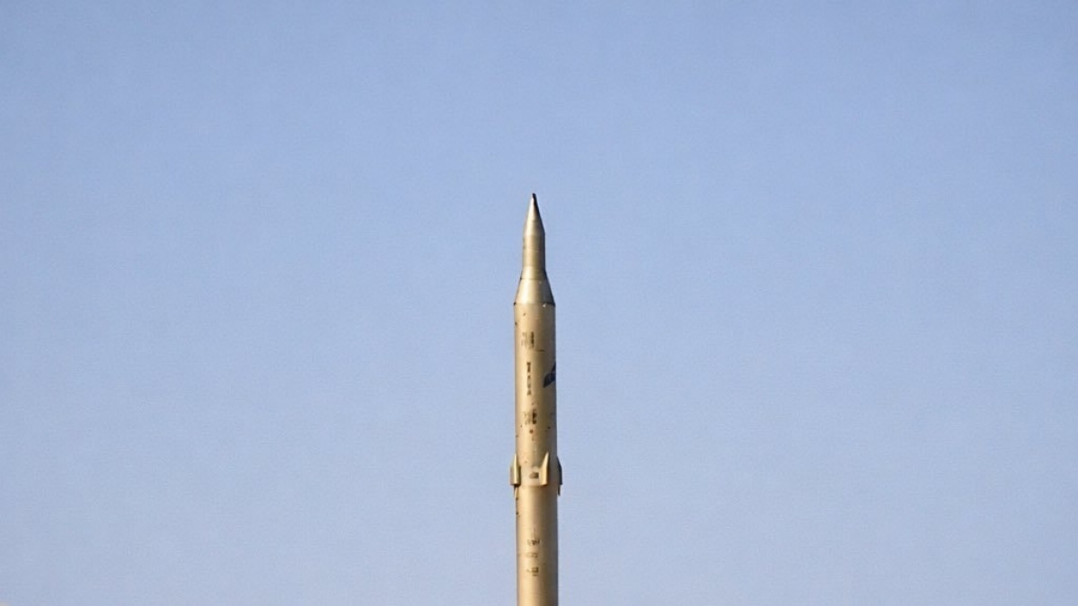 Iran Pertama Kali Tembakkan Rudal Sejjil, Pusat Komando Udara Israel Jadi Target Utama