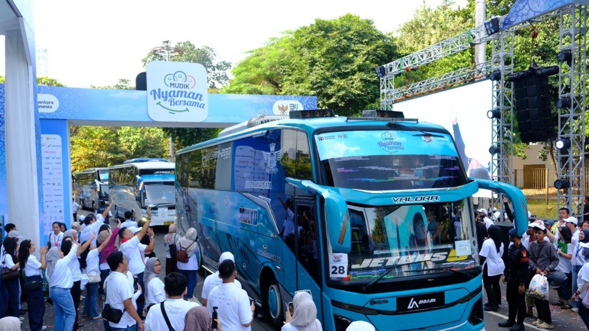 Gandeng BUMN, Peruri Lepas 13 Bus Mudik Gratis Menuju Semarang, Yogya, hingga Solo