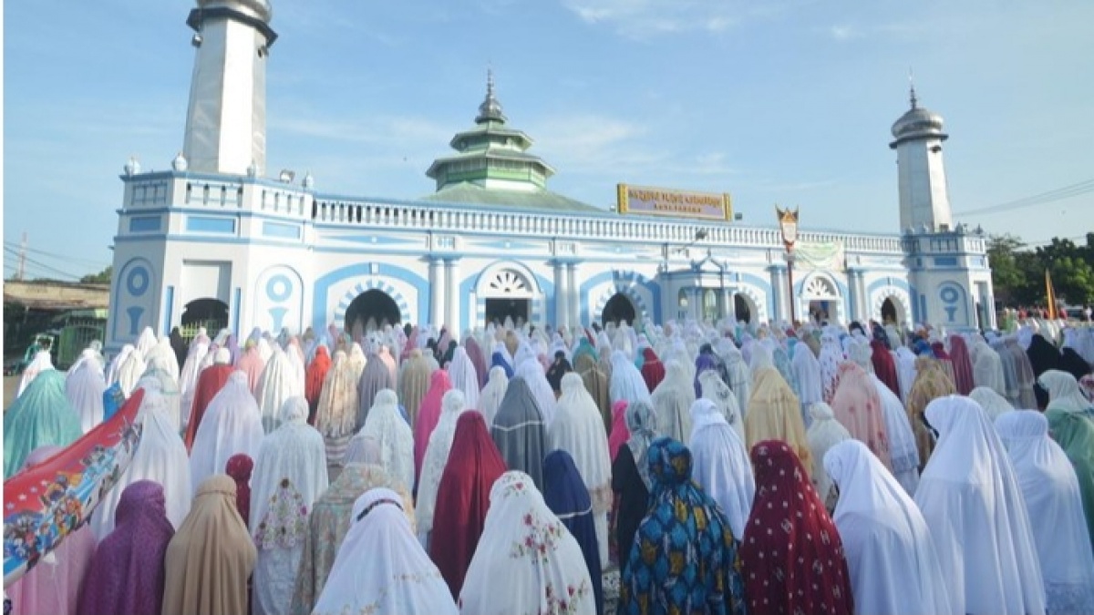 Bolehkah Wanita Haid Hadir di Masjid saat Sholat Ied Idulfitri? Ini Penjelasannya