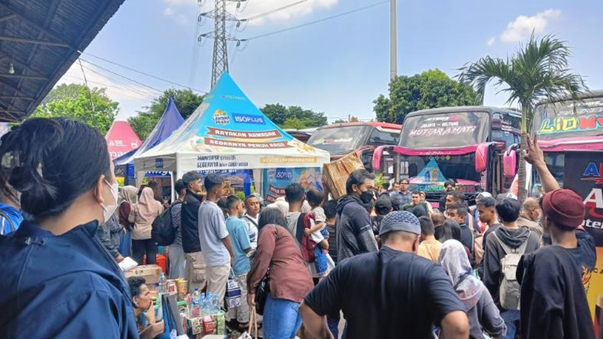 Kondisi Terkini Terminal Kampung Rambutan: Penumpang Meroket, Harga Tiket Masih Normal