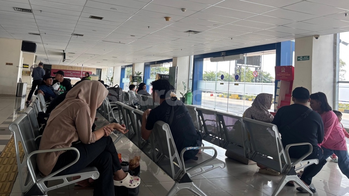 Penumpukan Penumpang Sempat Terjadi, Terminal Pulo Gebang Kini Lengang Usai Bus Terlambat Datang