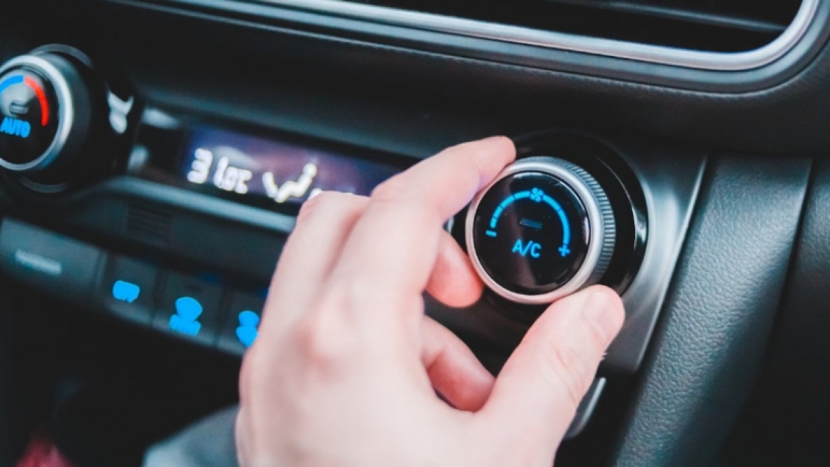 AC Mobil Kurang Dingin Saat Cuaca Panas Ternyata Ini Penyebab Utamanya