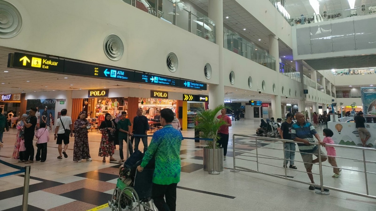 Imbas Abu Vulkanik Anak Krakatau, 41 Penerbangan Bandara Kualanamu Dibatalkan