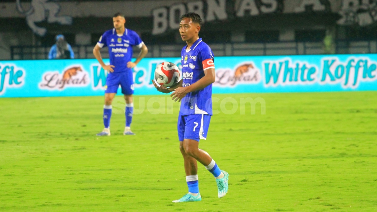 Perburuan Gelar Juara,  Beckham Putra Anggap 8 Laga Sisa sebagai Final