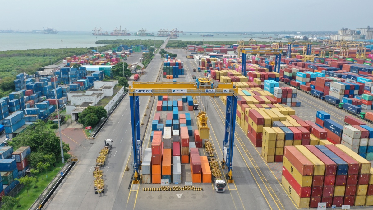 Neraca Dagang Indonesia Surplus USD 1,27 Miliar, Apa Saja Faktor Pendukungnya