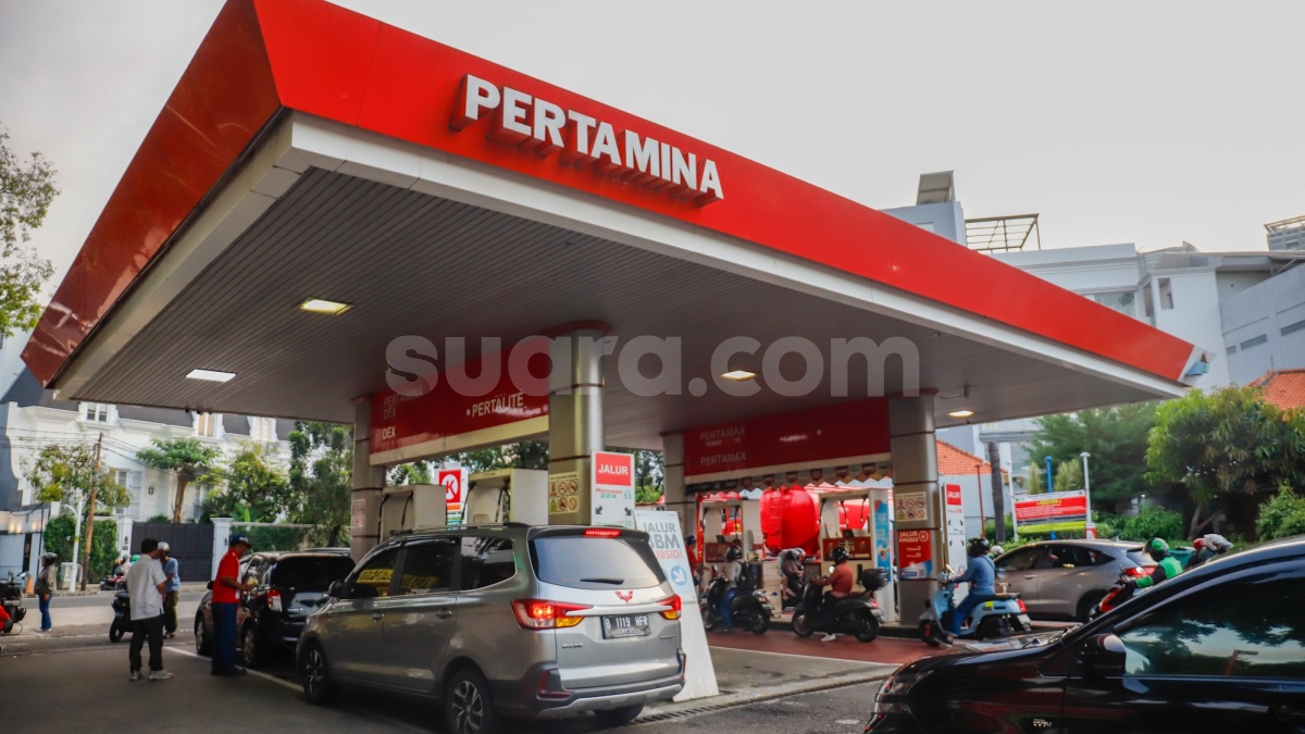 Harga BBM Hari Ini Naik Drastis, Cek Harganya Dexlite Tembus Rp23 Ribu