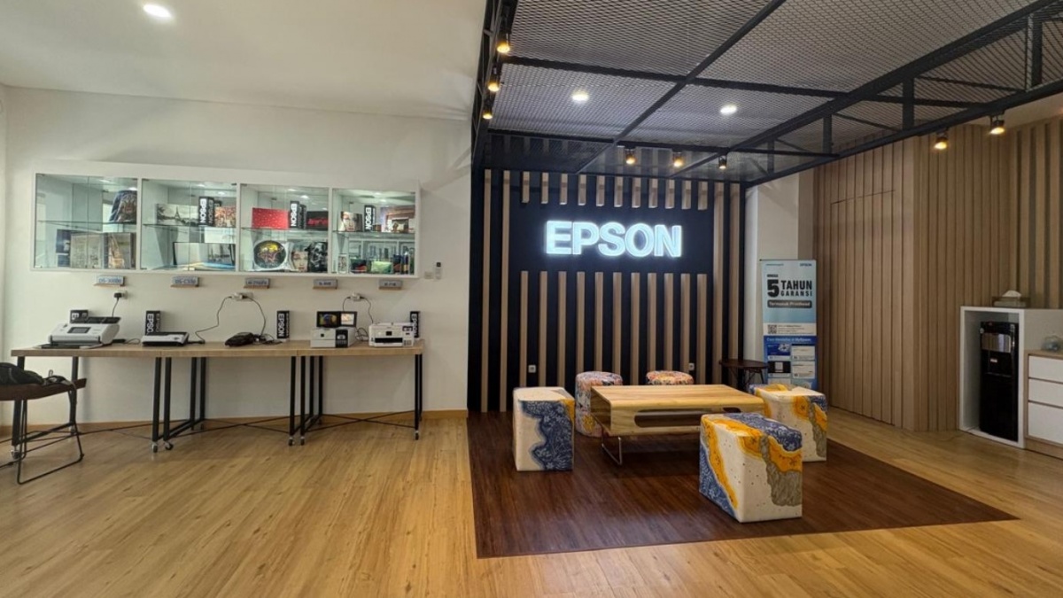 Dukung Kebutuhan Bisnis dan Industri di Jatim, Epson Resmikan Solution Center di Surabaya