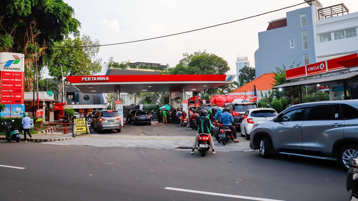 Harga Minyak dan Emas Bakal Meroket Efek Nego AS-Iran Buntu, Bagaimana Nasib BBM RI?