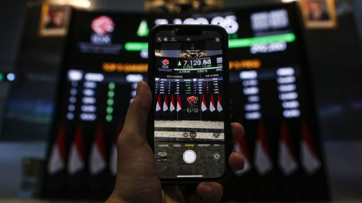 IHSG Diprediksi Berkutat di Level 7000 di Tengah Sinyal Damai Perang Iran