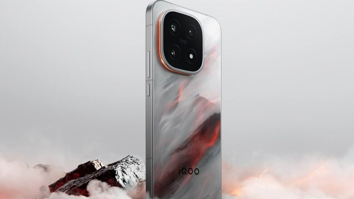 iQOO 15 Apex Edition Resmi Debut: Tampil Menawan dengan Desain Holografik, Mewah bak Marmer!