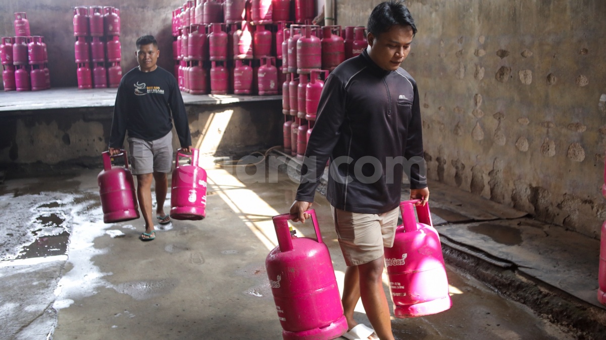 Harga LPG Non-Subsidi 'Terbang', Bahlil: Pemerintah Tak Campur Tangan, Ikut Harga Dunia!